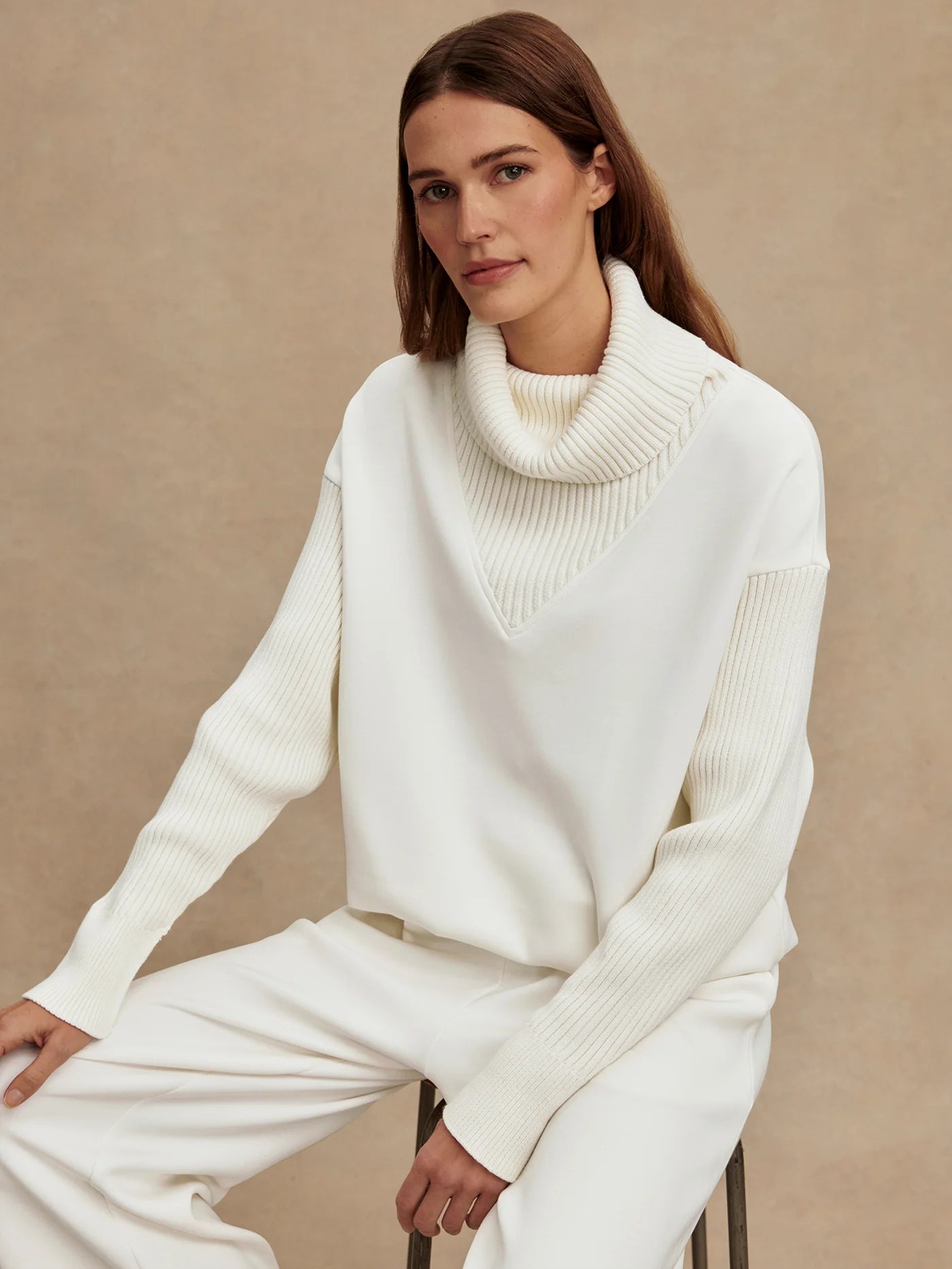 HANNAH COWL NECK SWEAT IN EGRET