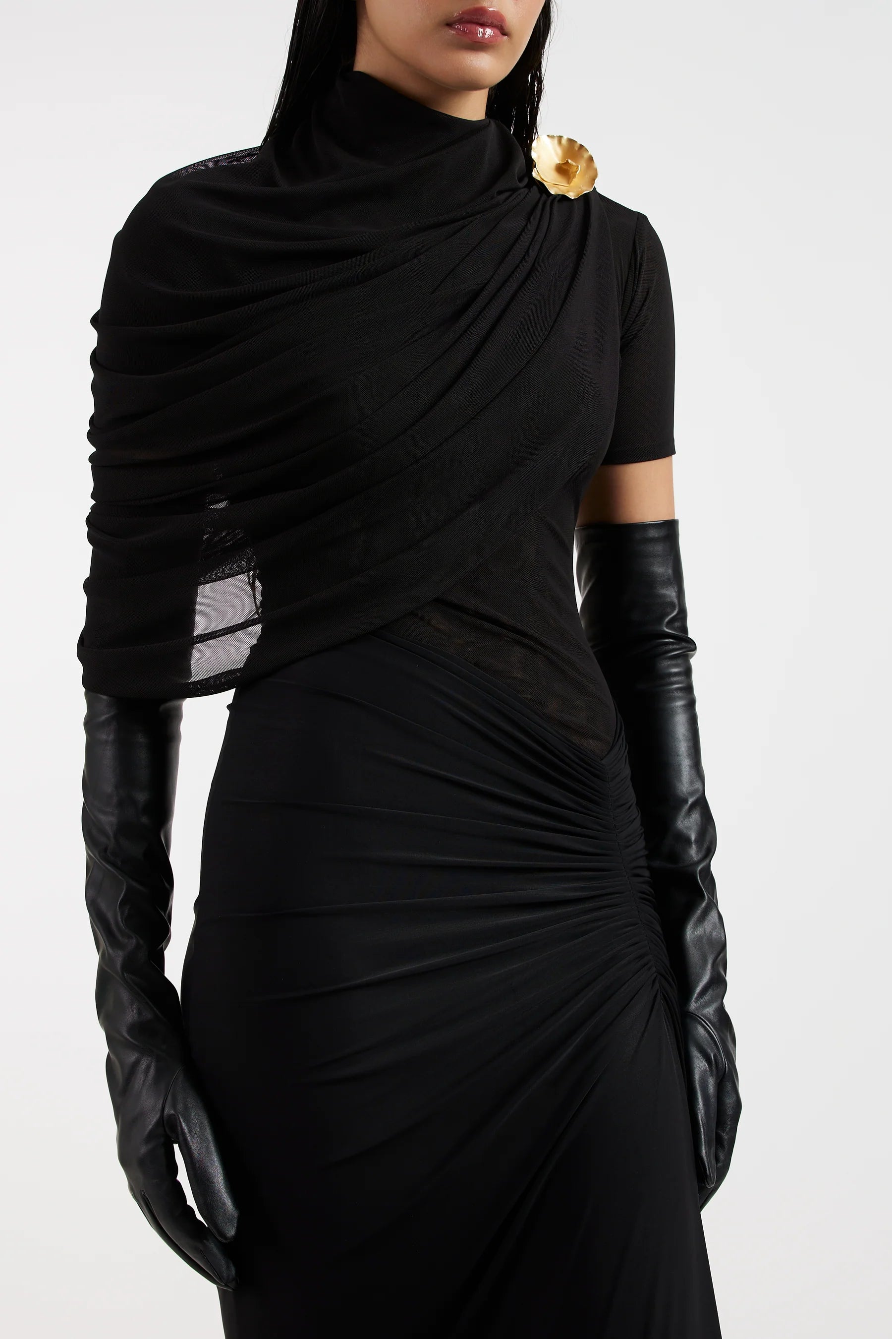 RHEA IN BLACK