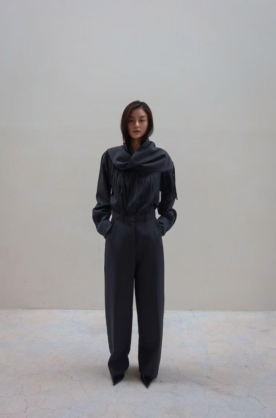 SIENA SET IN CHARCOAL