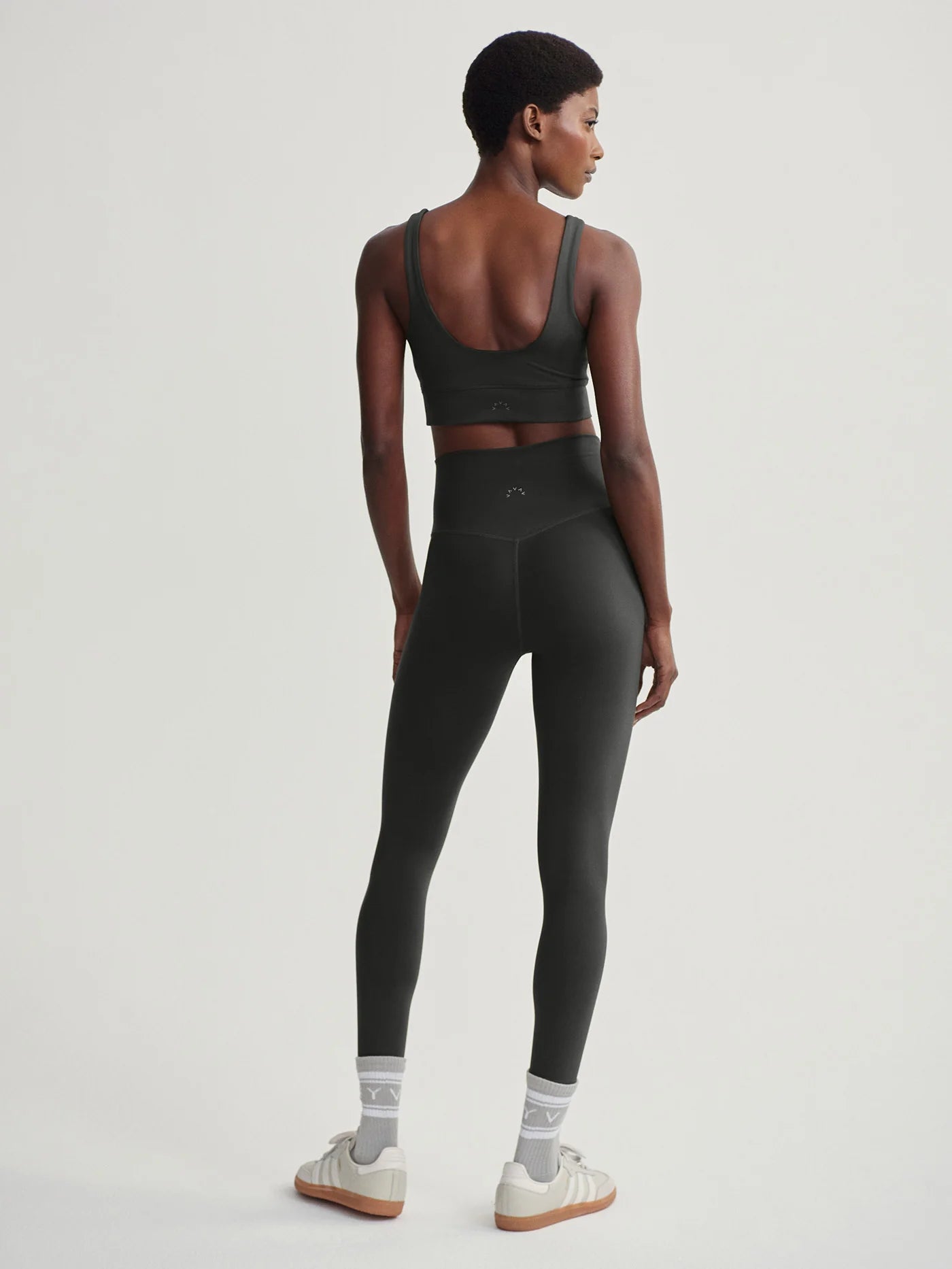 FREESOFT HIGH RISE LEGGING 25 IN DARK RESING GREEN