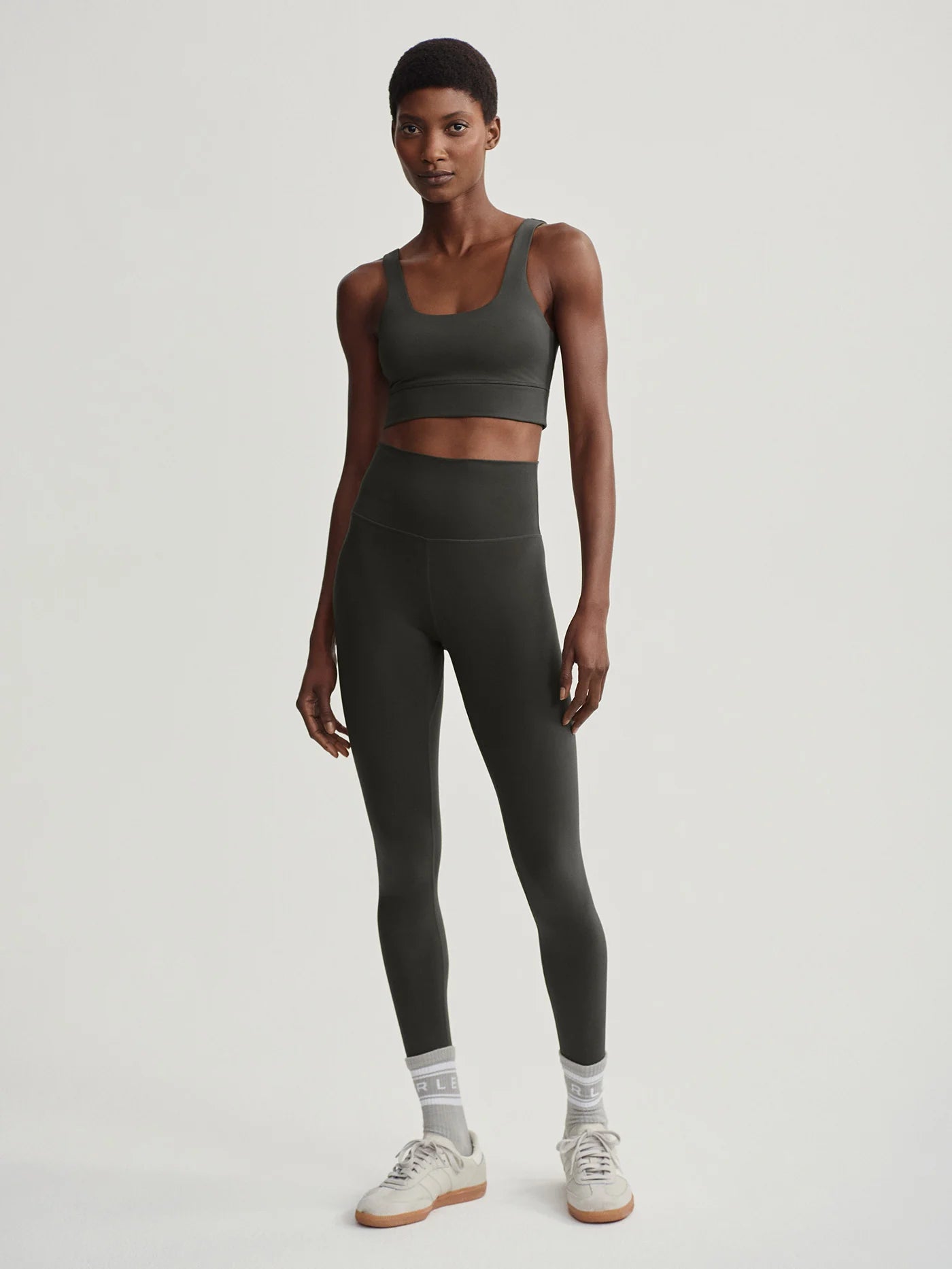 FREESOFT HIGH RISE LEGGING 25 IN DARK RESING GREEN
