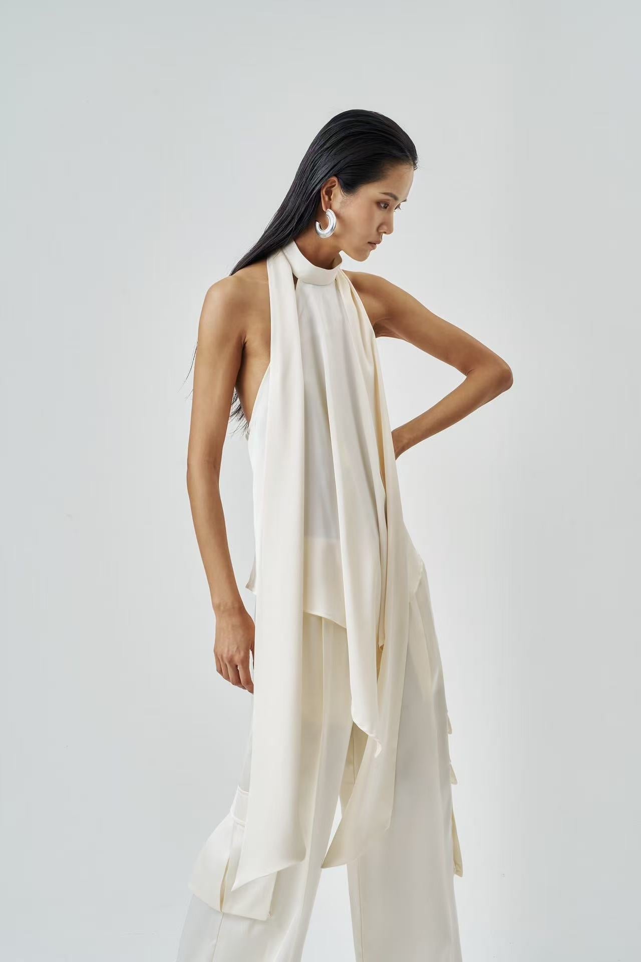 SYDNEY SET IN IVORY