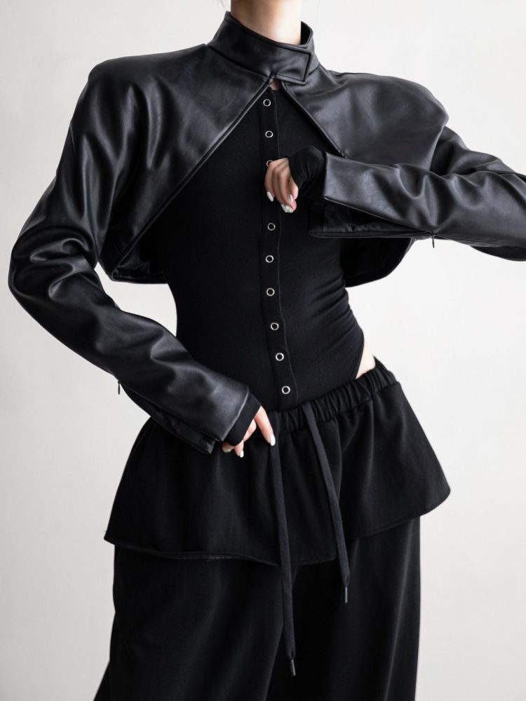 VEGAN LEATHER CROPPED BOLERO JACKET IN BLACK