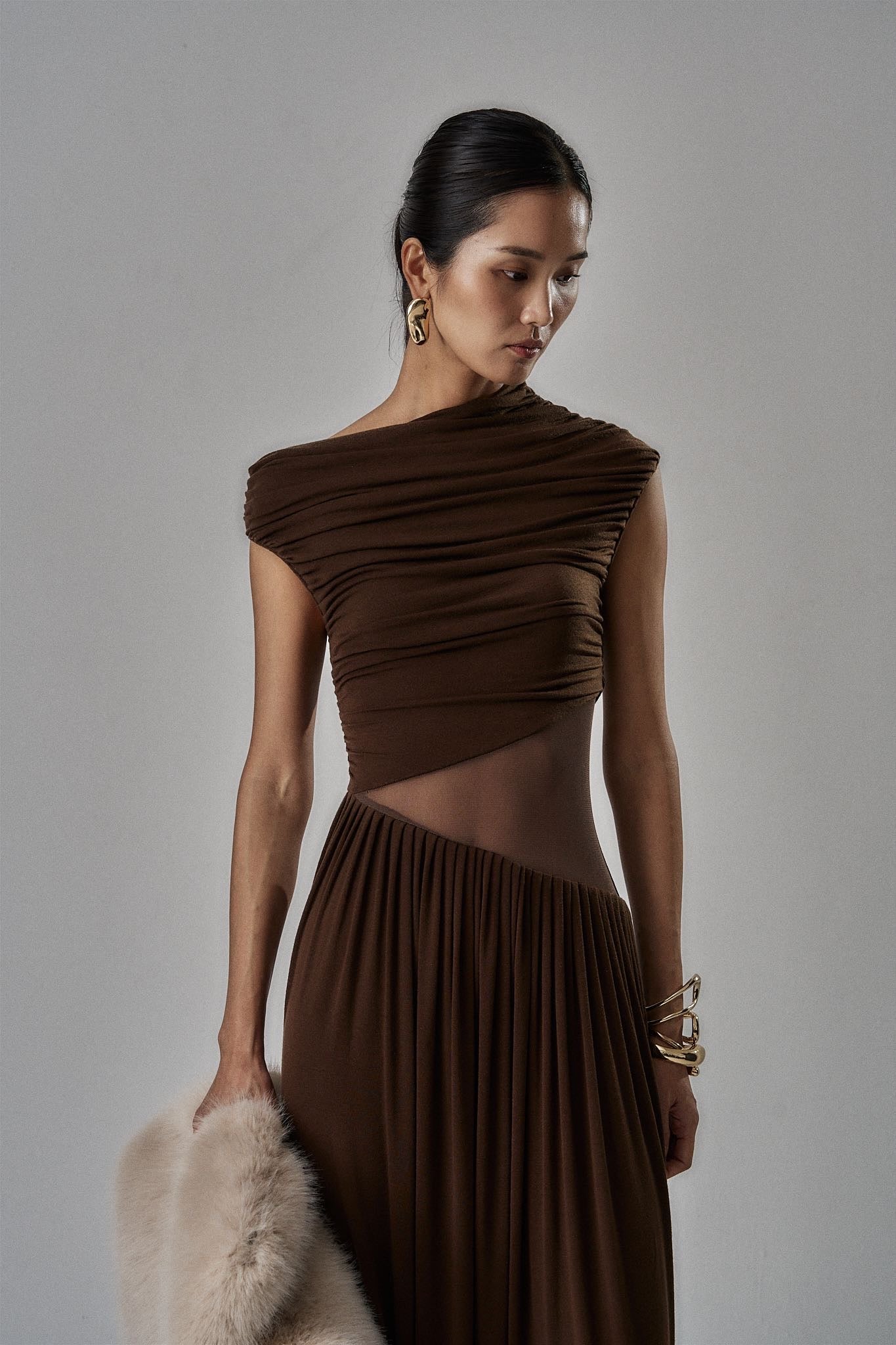 NEA DRESS IN BROWN