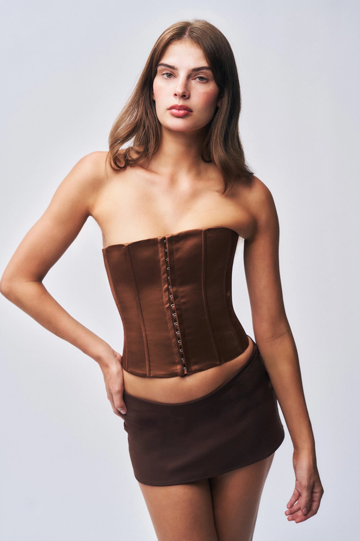SATIN CORSET IN BROWN
