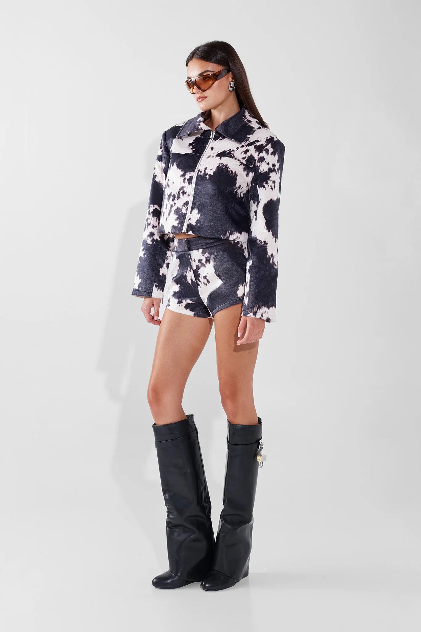 HELSA MICRO SHORTS IN COW