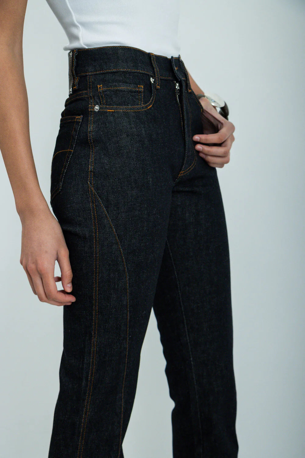 LA CHULA JEANS
