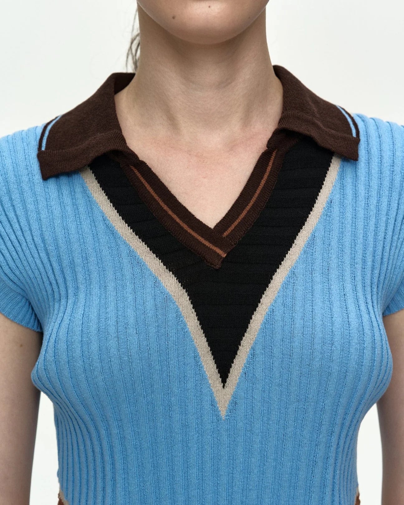 COLOR-BLOCKED KNIT POLO VEST