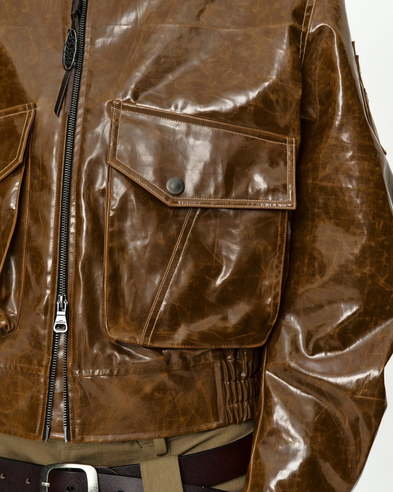 BOMBER JACKET IN BROWN