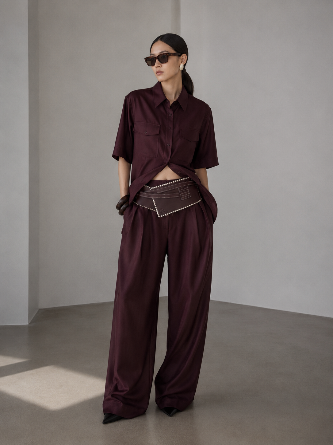 BENJAMIN SET IN BURGUNDY