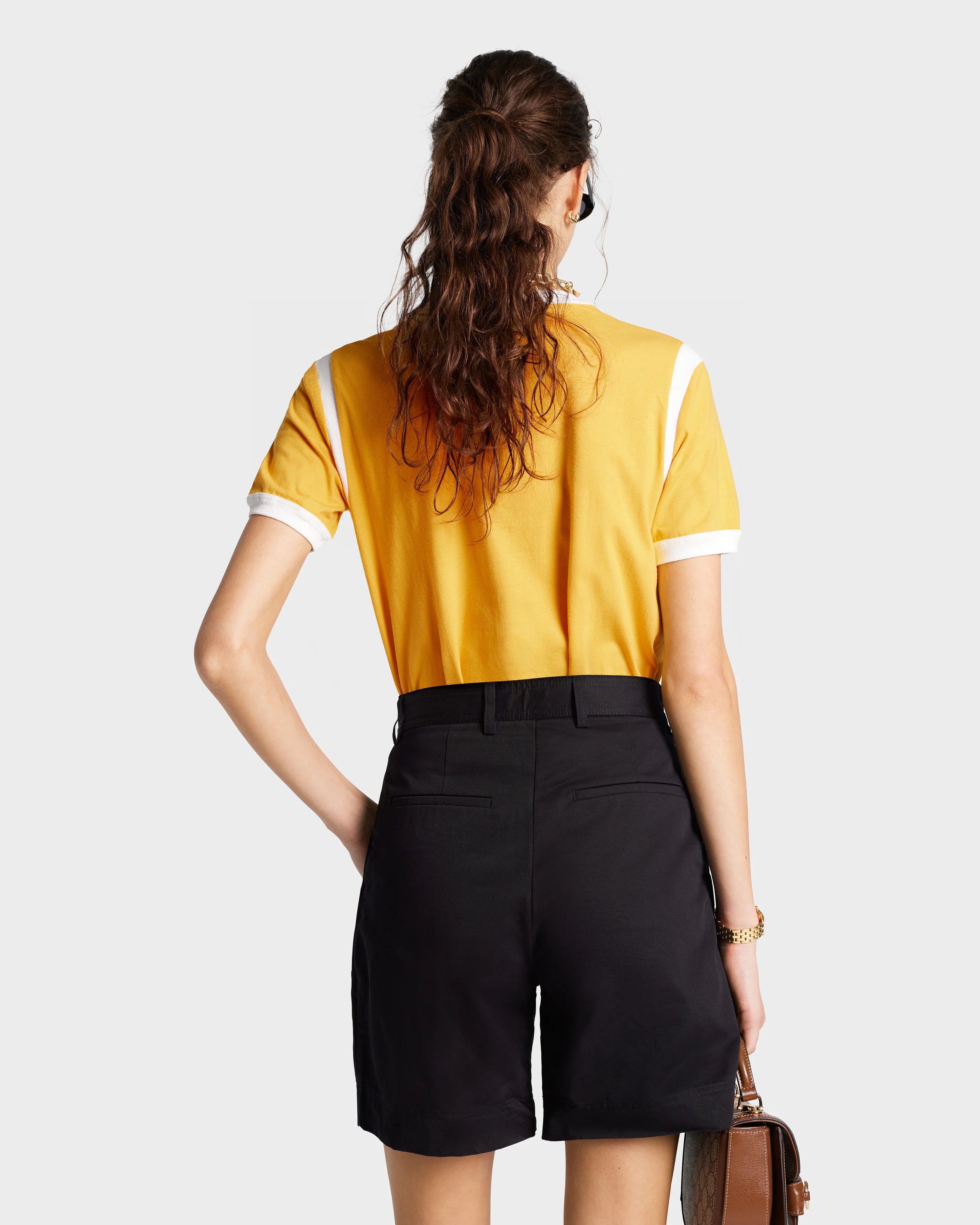 WELLNESS CLUB FLOCKED SPORTS TEE GOLD/WHITE