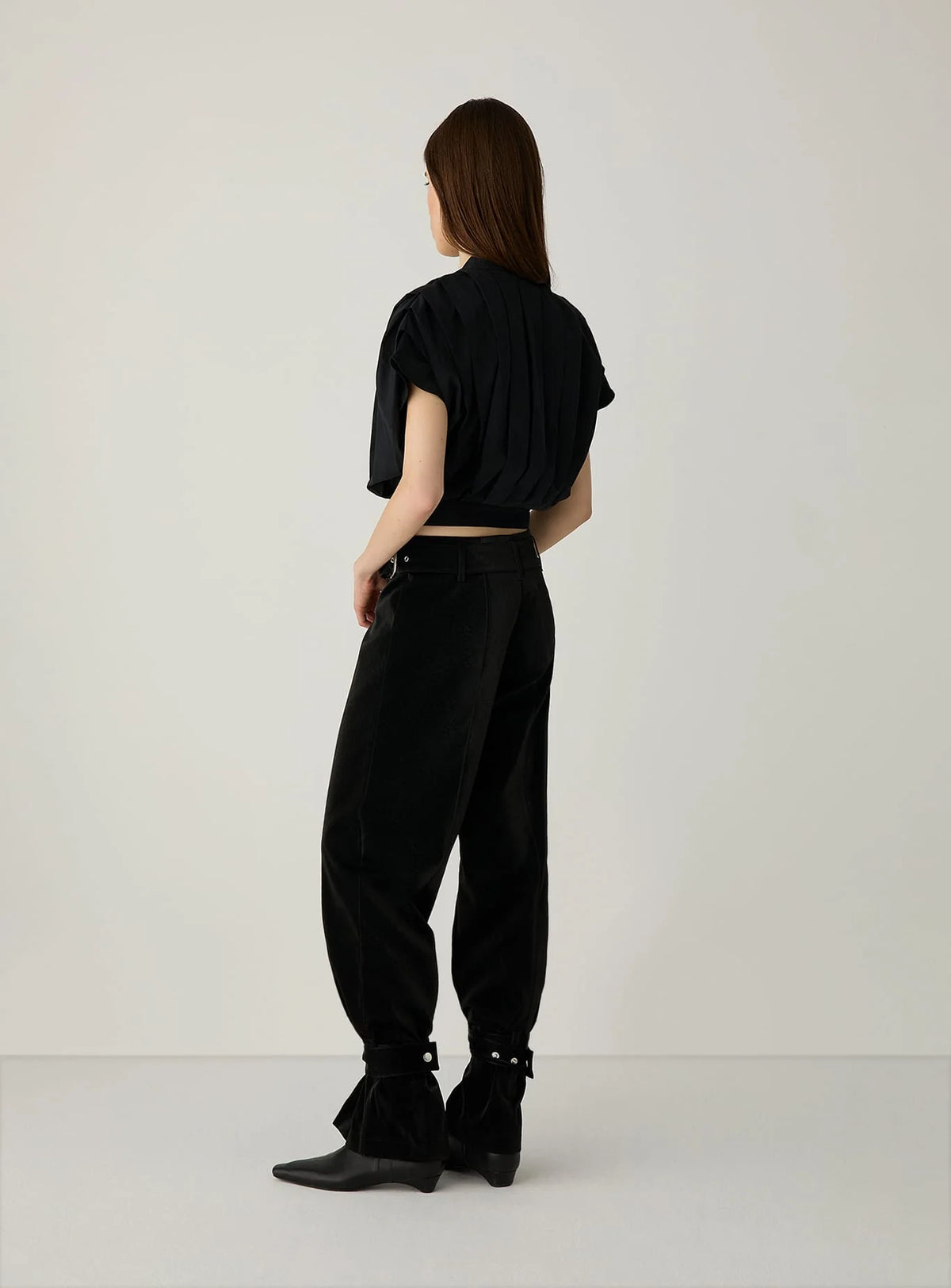 KAORI BLACK TEXTURED PANTS