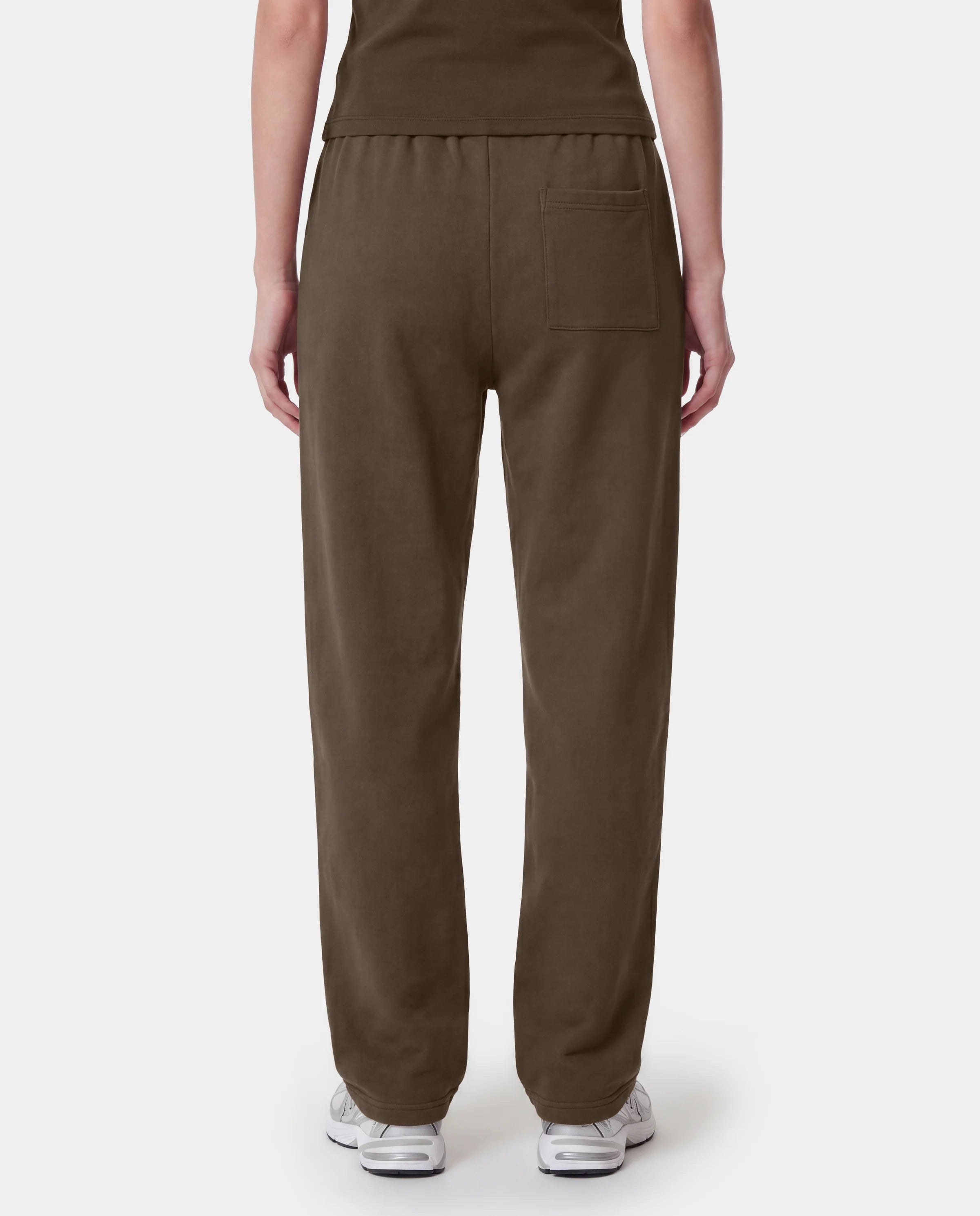NY CREST EMBROIDERED WIDE SWEATPANTS SAND