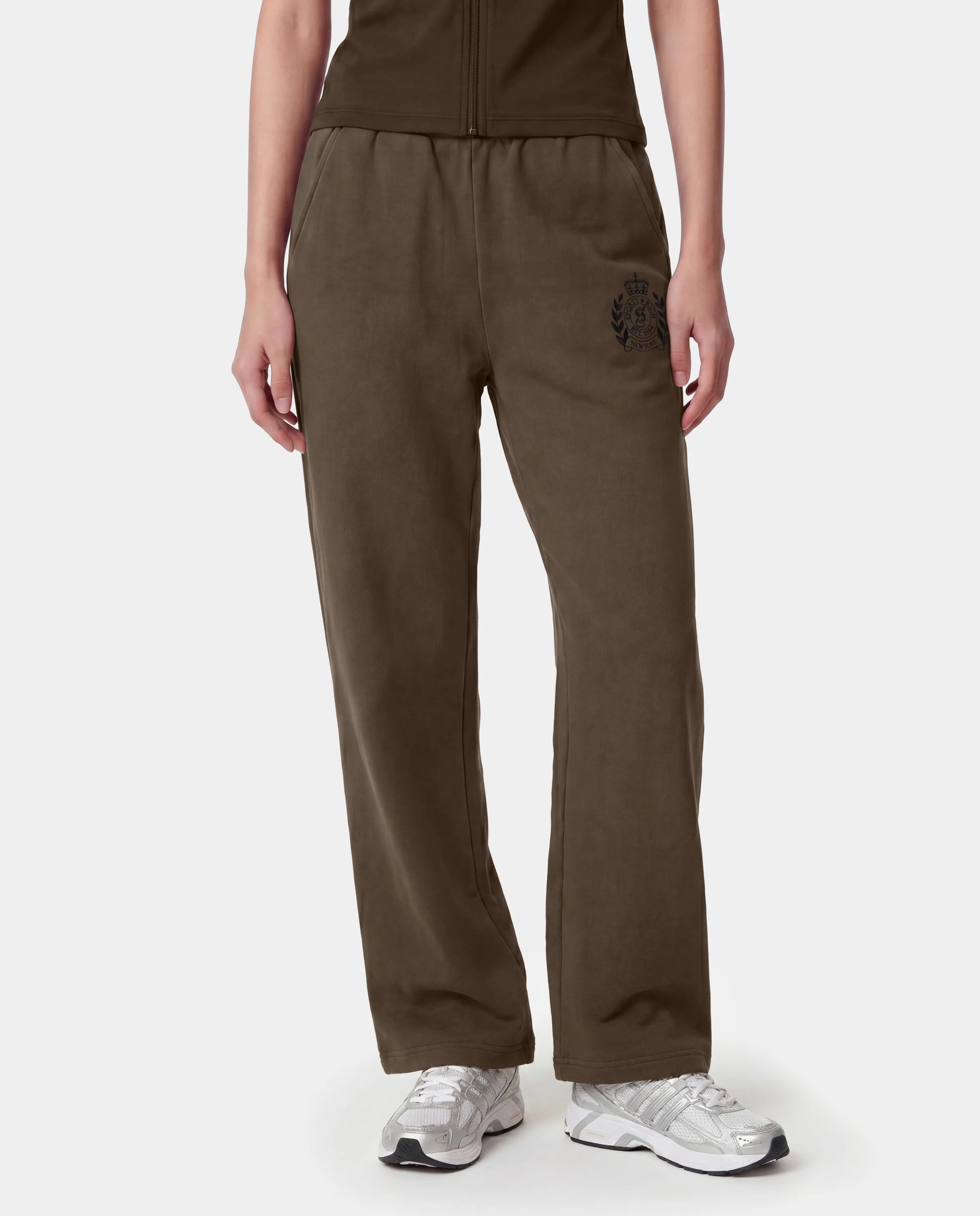 NY CREST EMBROIDERED WIDE SWEATPANTS SAND