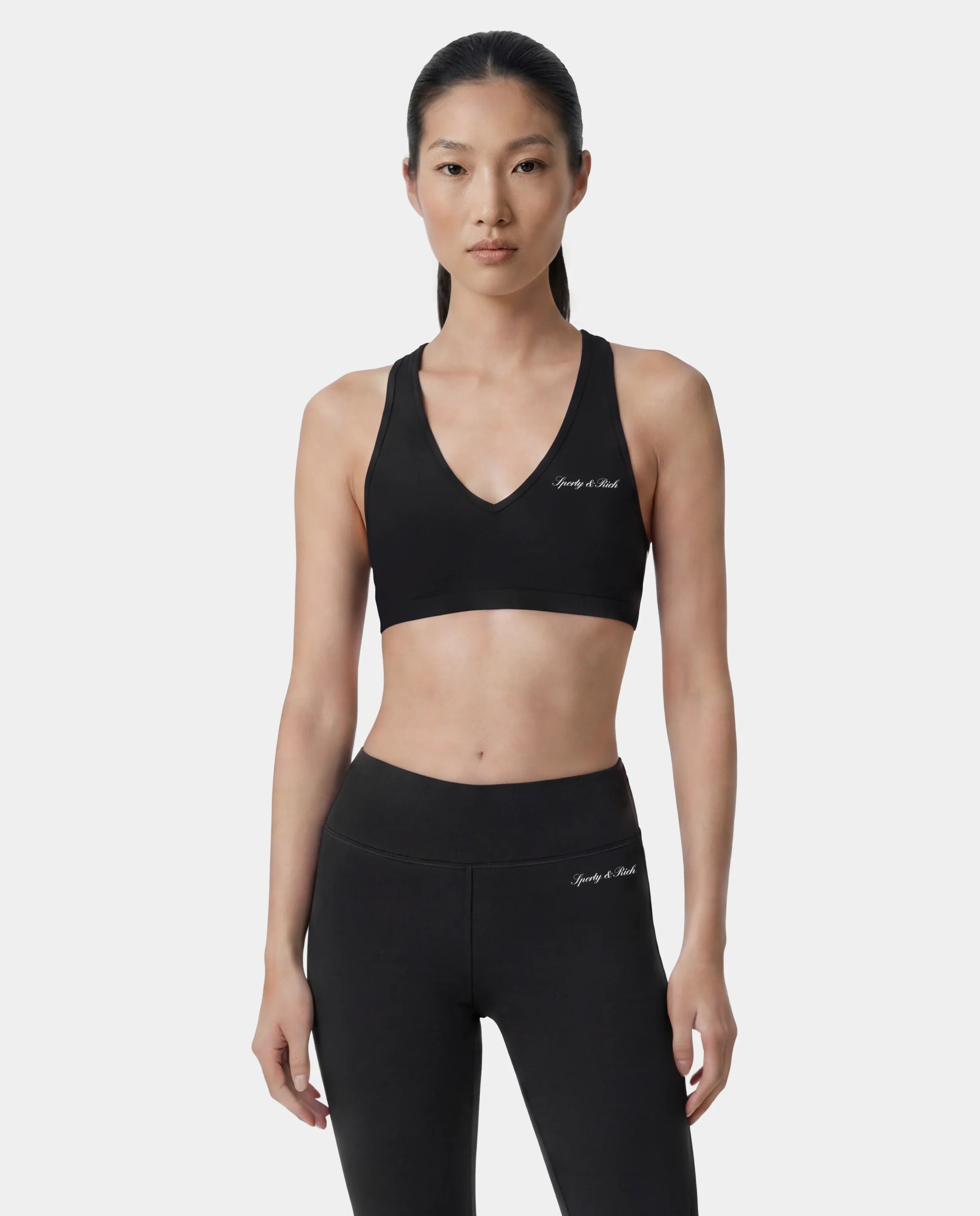 SIGNATURE LOGO V-NECK SPORTS BRA - BLACK