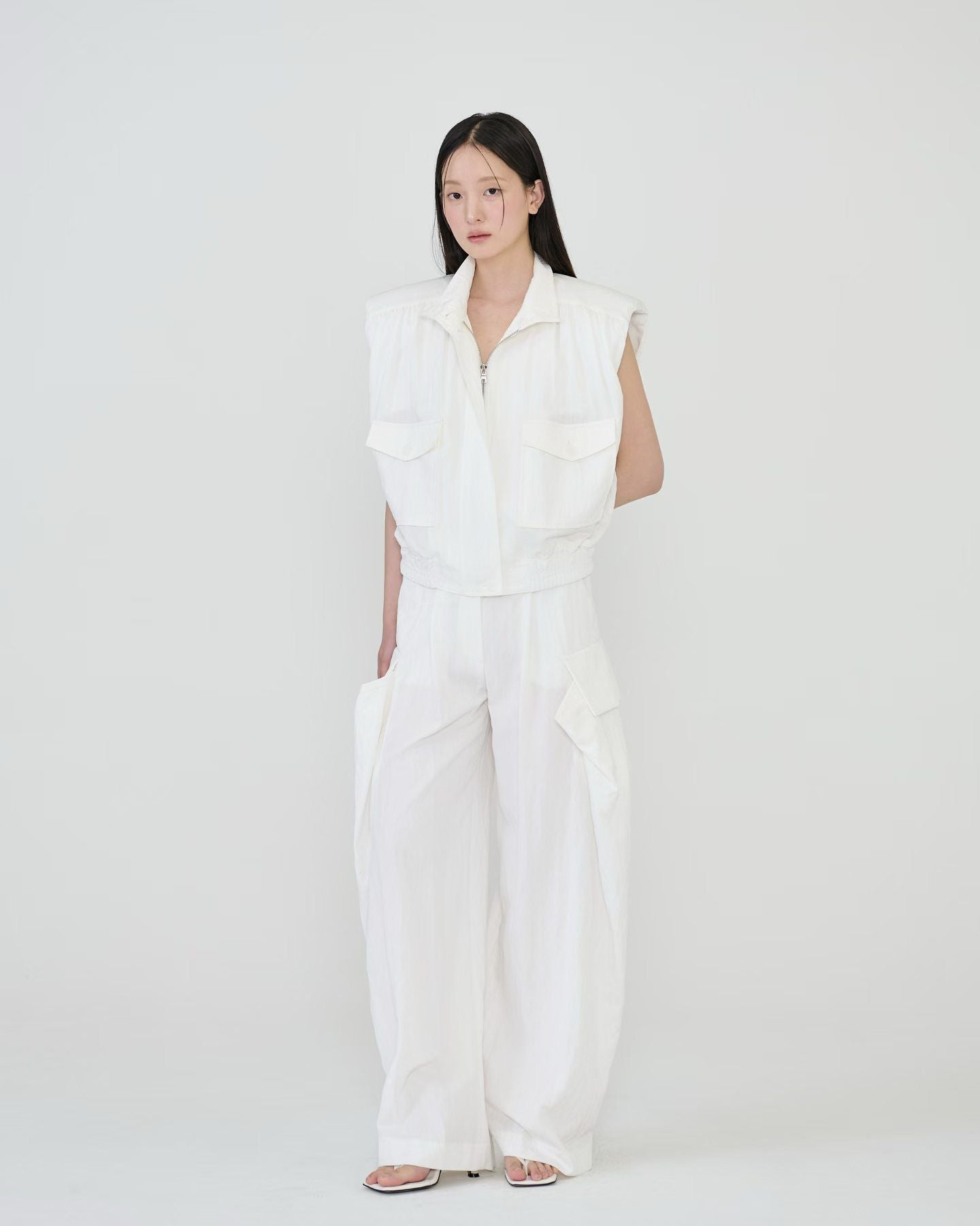 THE STELLA SET IN WHITE