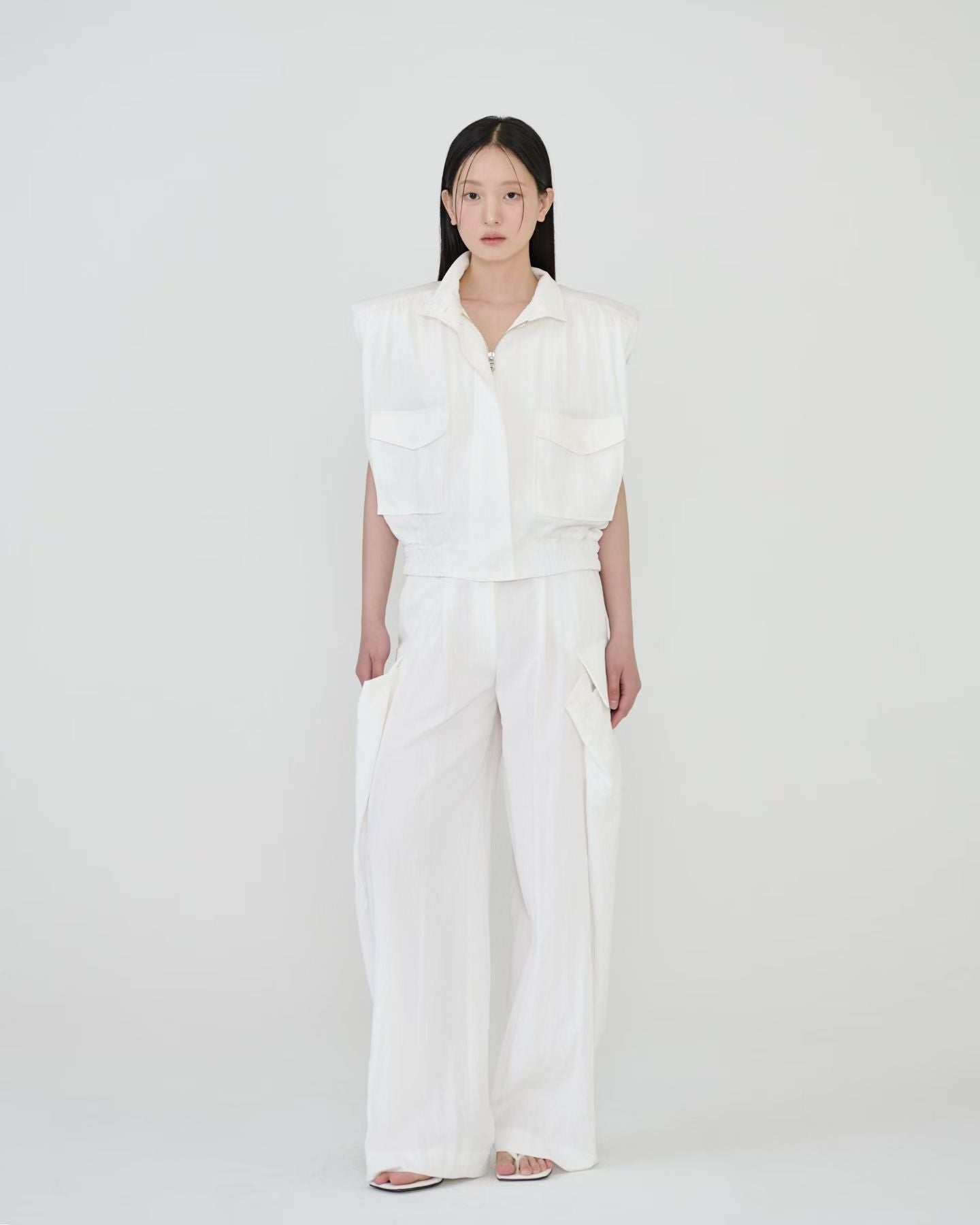 THE STELLA SET IN WHITE