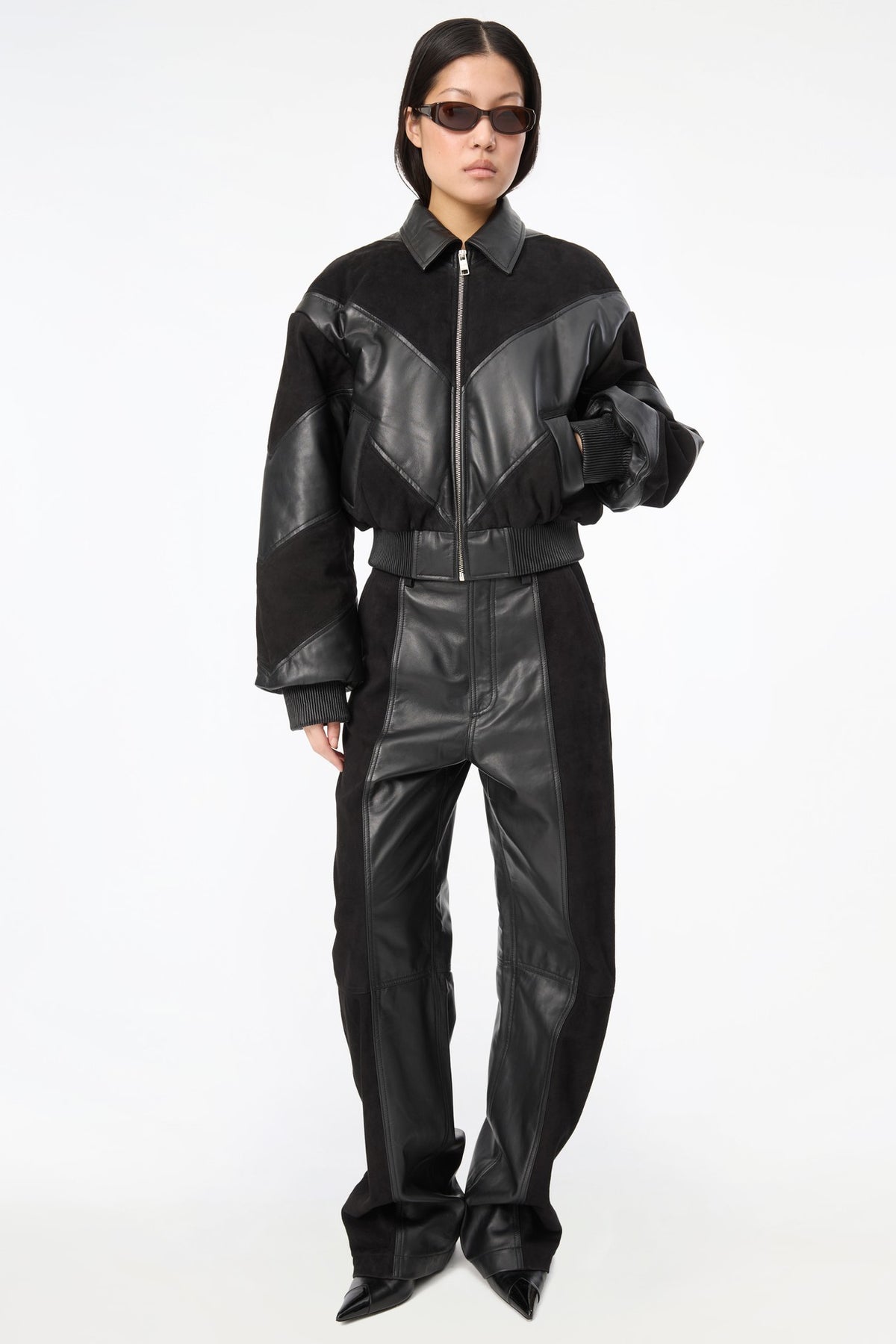 CROPPED LEATHER BOMBER BLACK