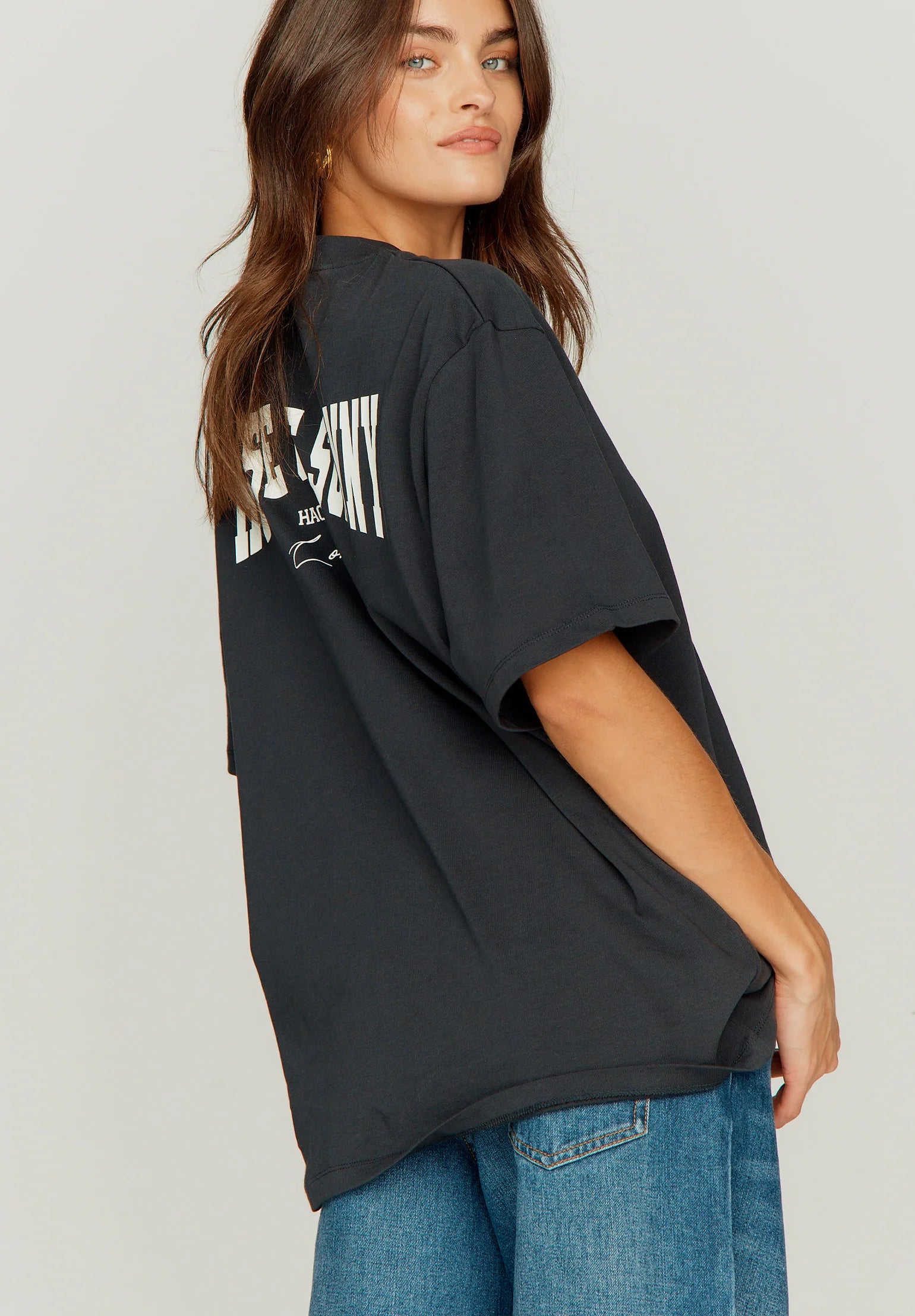 HACKNEY LOGO TEE JET BLACK