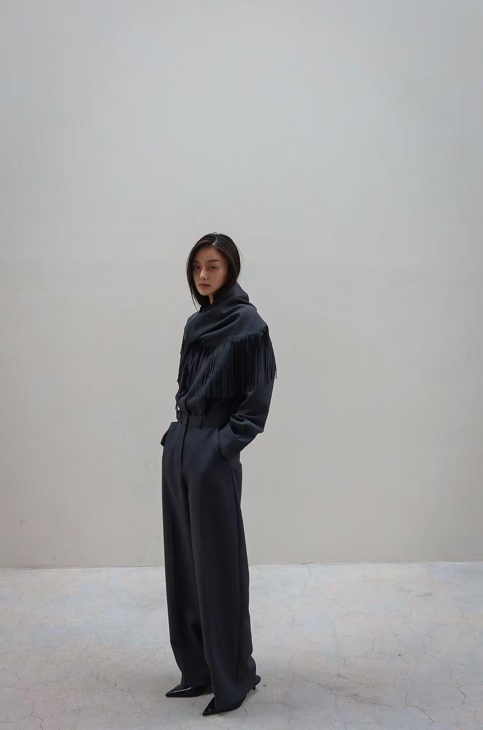 SIENA SET IN CHARCOAL
