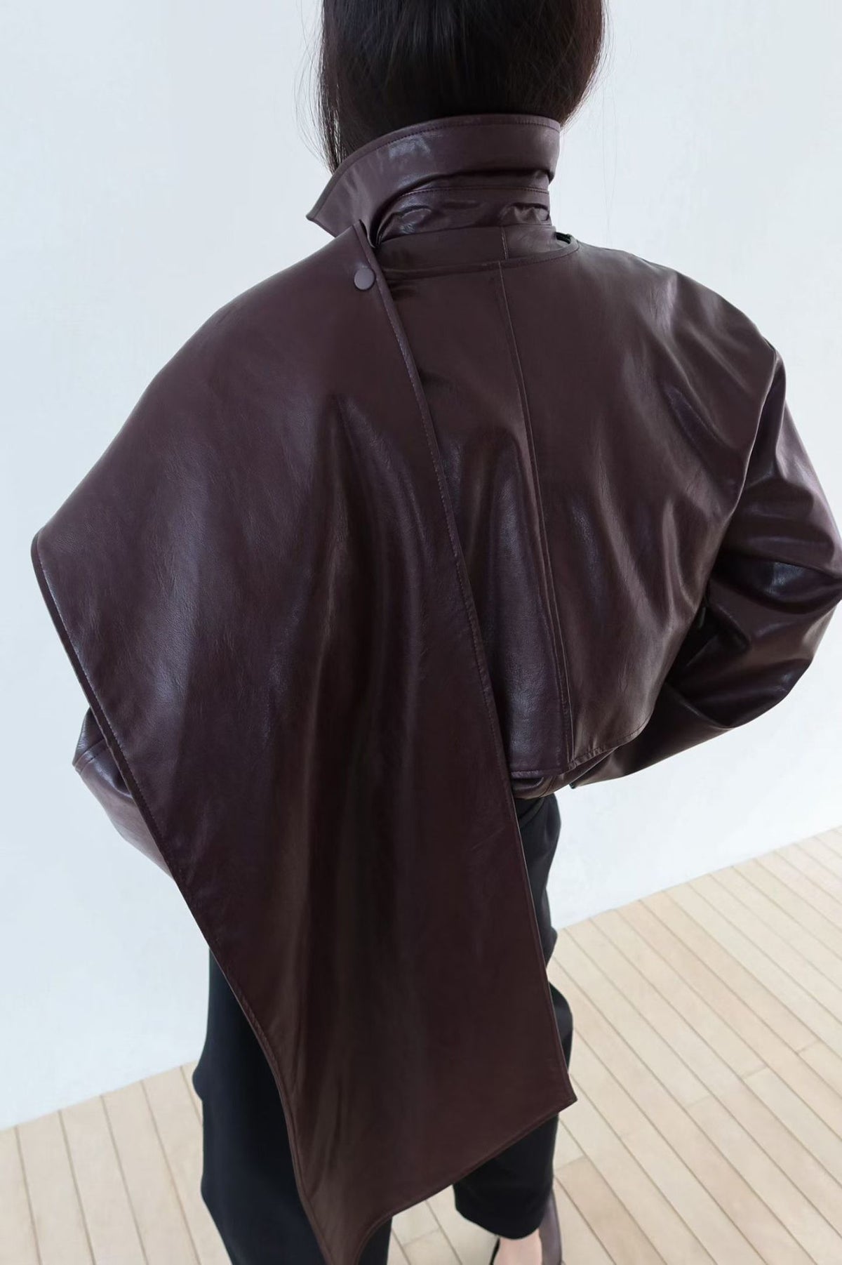PRAGA JACKET IN BURGUNDY