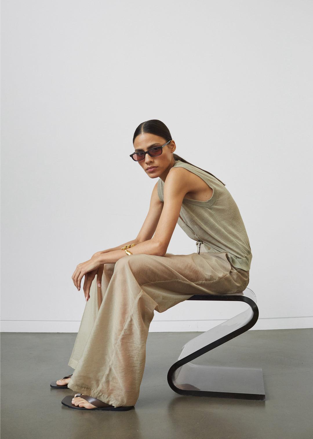THE COMFORT PANT IN BEIGE