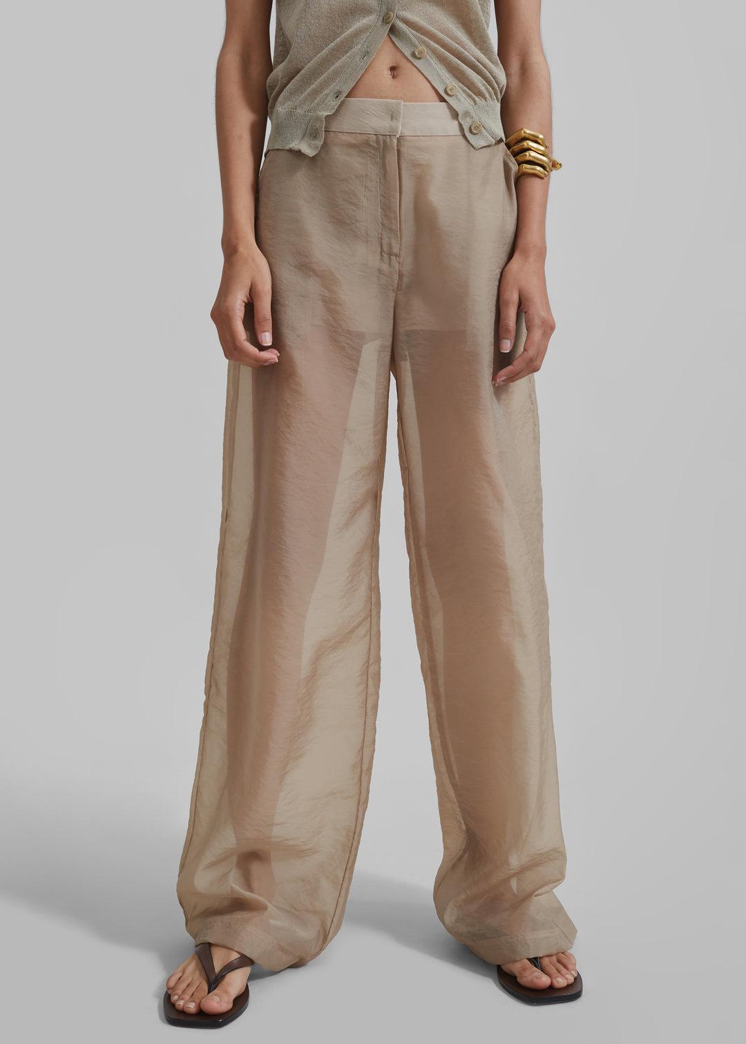 THE COMFORT PANT IN BEIGE