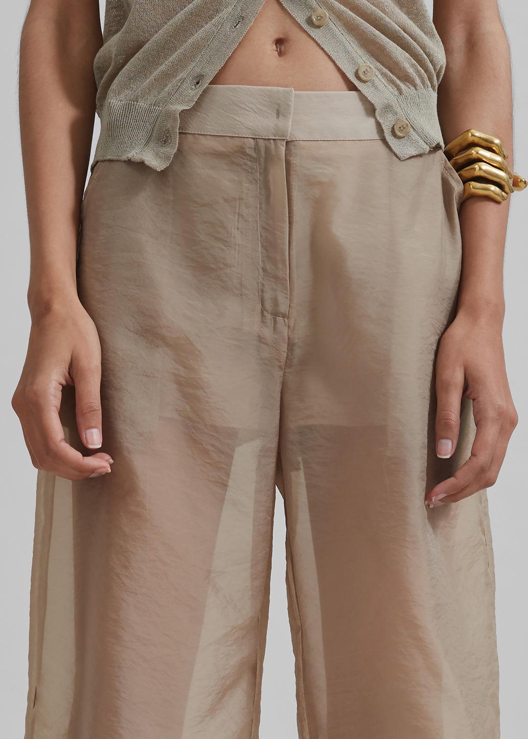 THE COMFORT PANT IN BEIGE