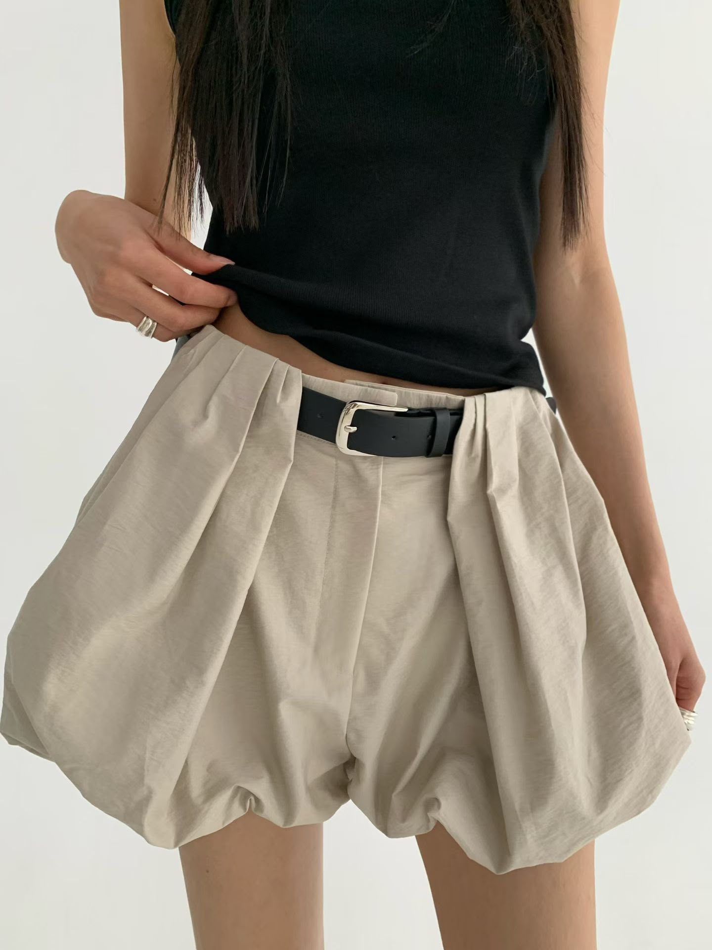 MILA IN BEIGE