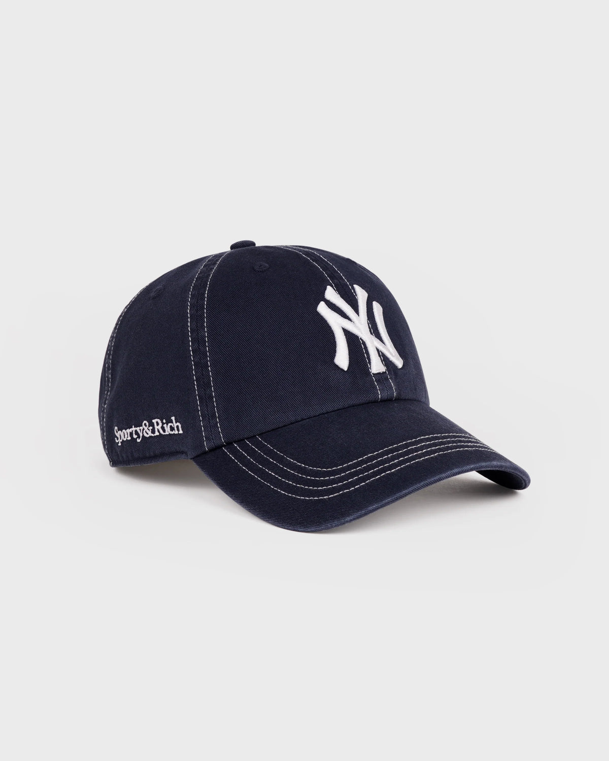 YANKEES CONTRAST HAT IN DARK NAVY/WHITE