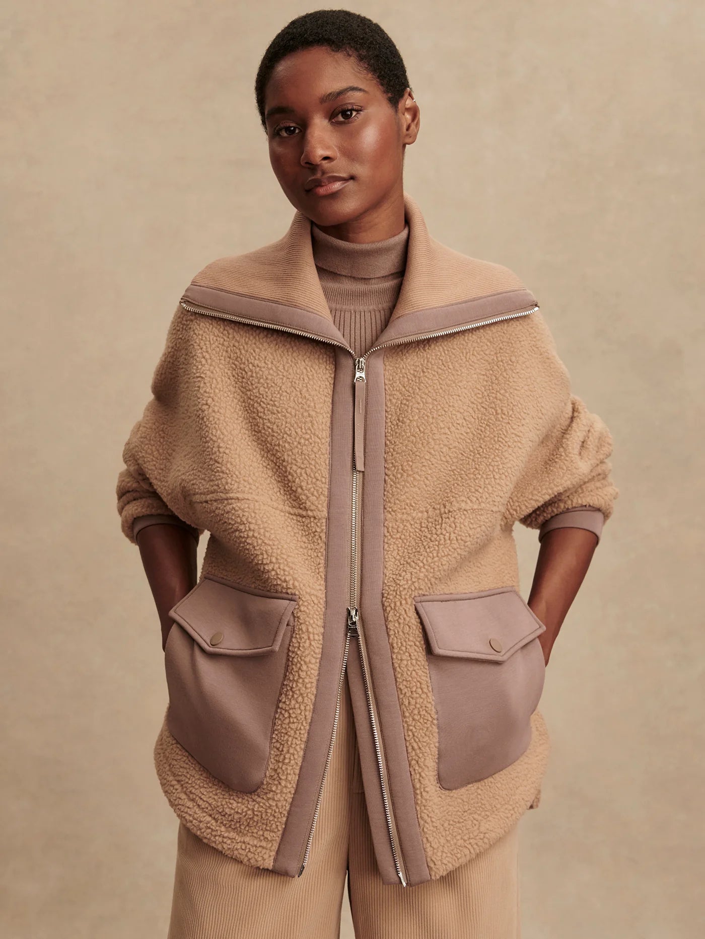 ELEANOR PATCH POCKET FLEECE