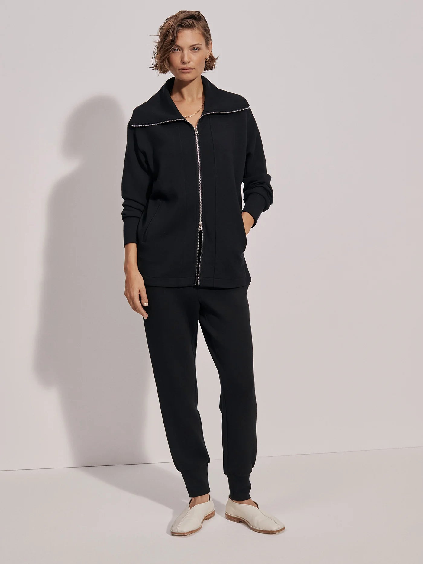RALEIGH ZIP THROUGH SWEAT IN BLACK