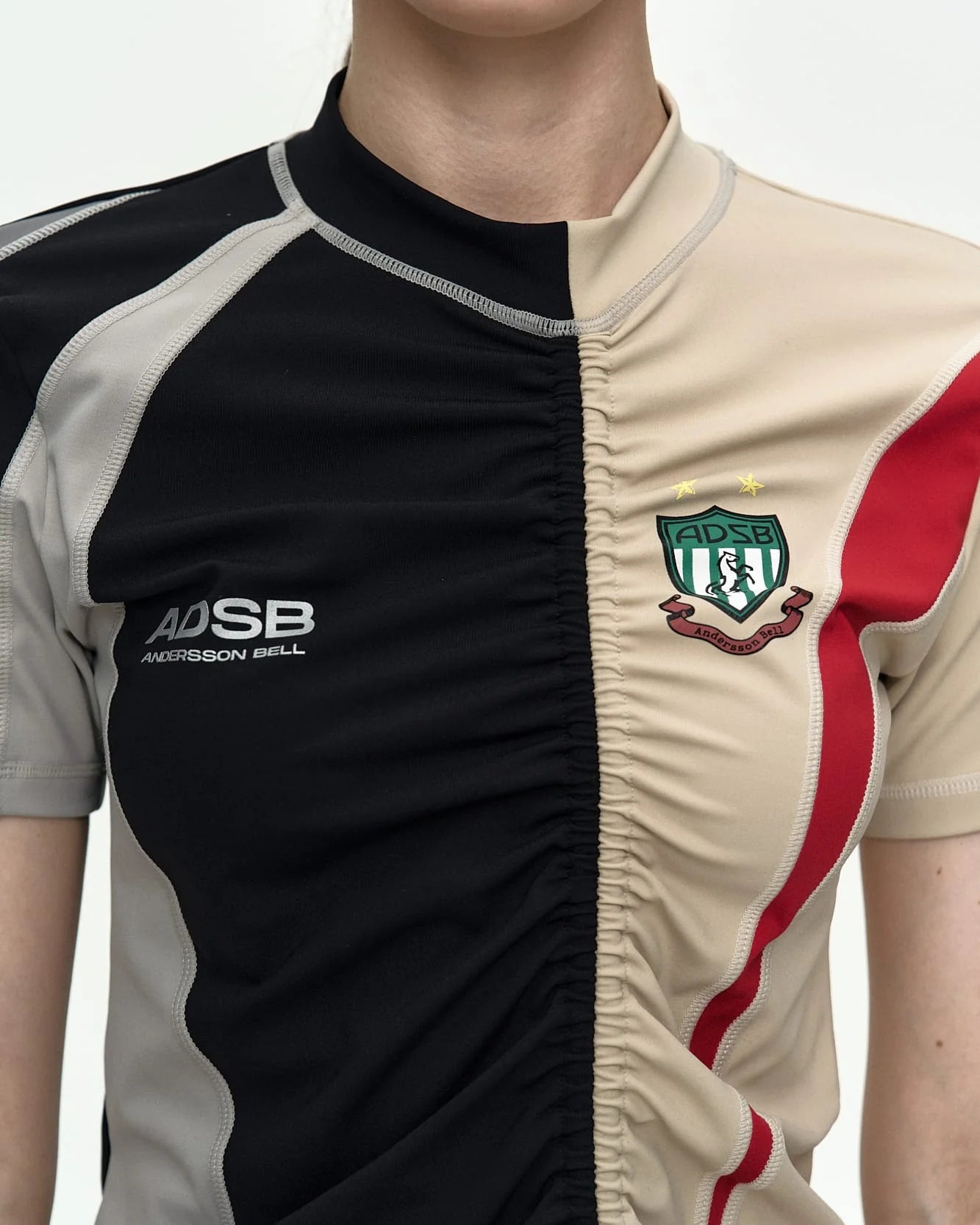 HYBRID CUT SOCCER JERSEY IN BLACK/ BEIGE BLK