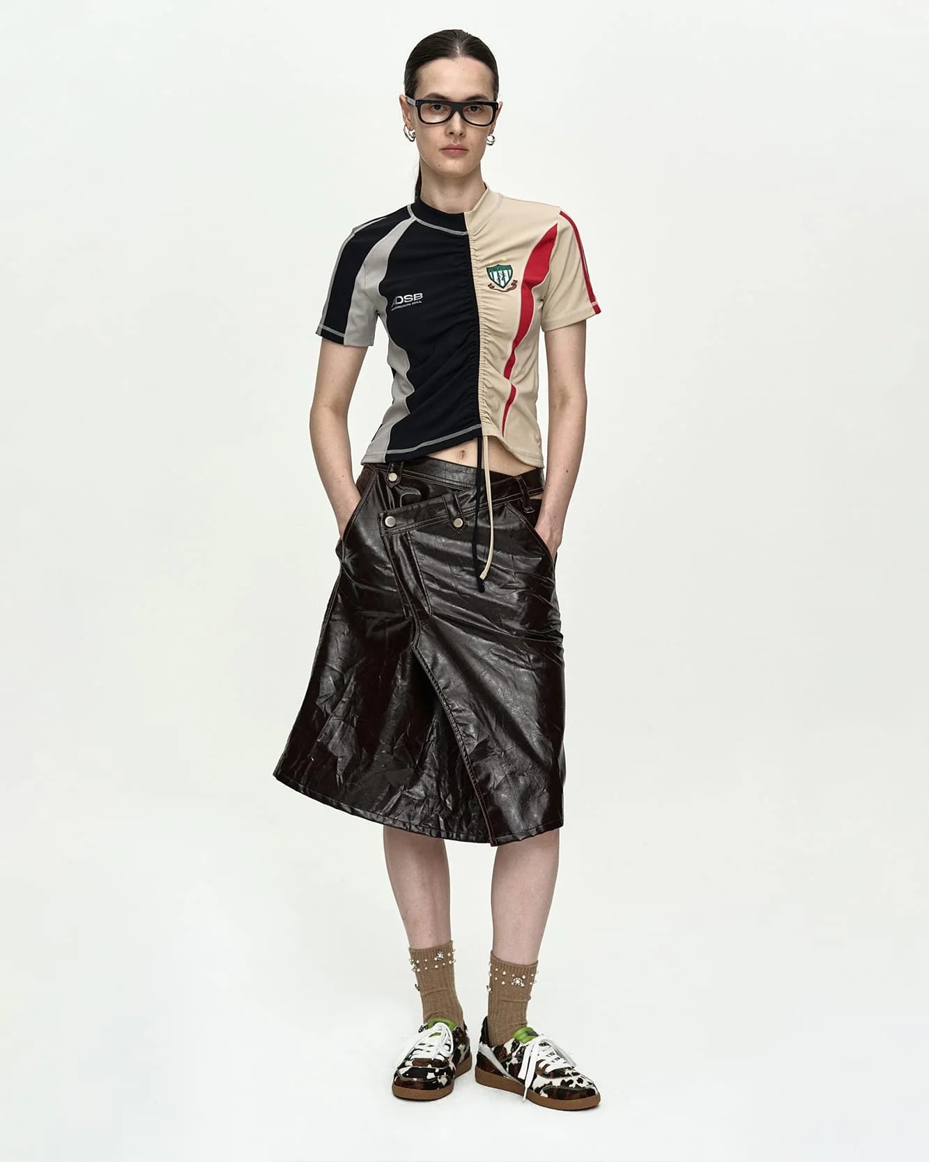 HYBRID CUT SOCCER JERSEY IN BLACK/ BEIGE BLK