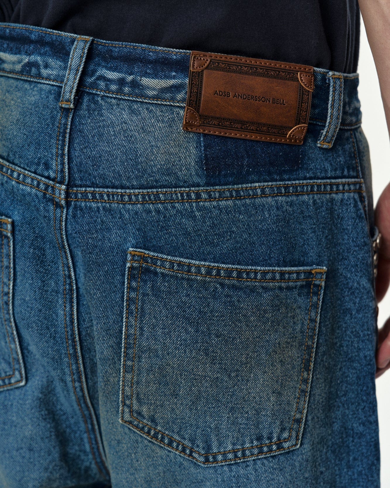 UNISEX LAYERED WIDE-LEG JEANS