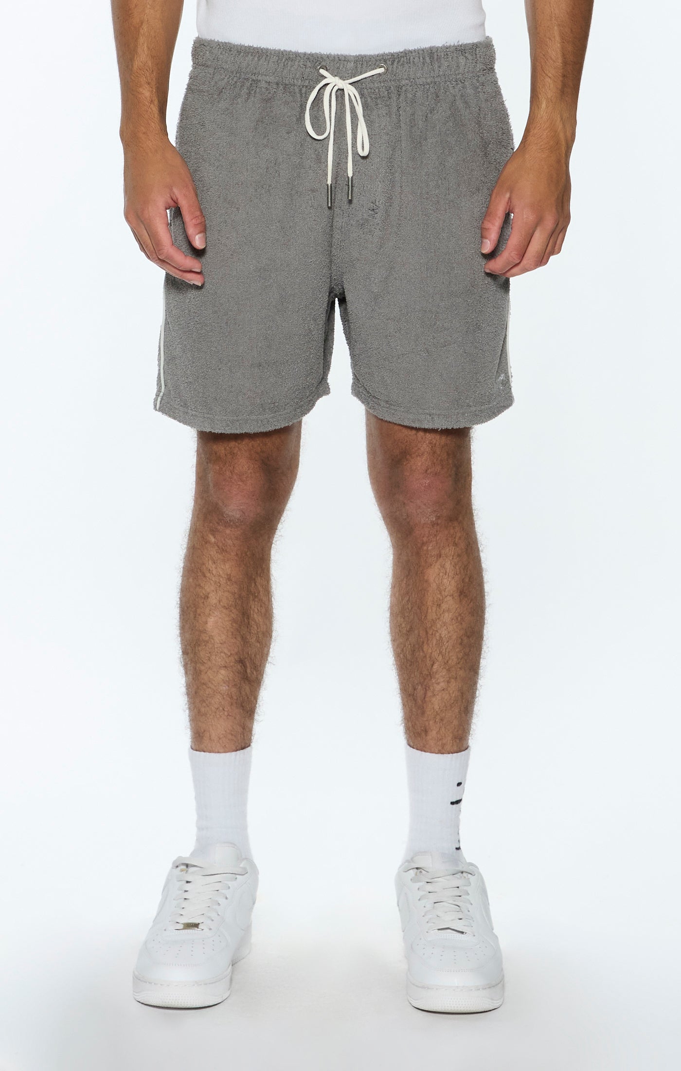 LOUNGE SHORT IN CHARCOAL