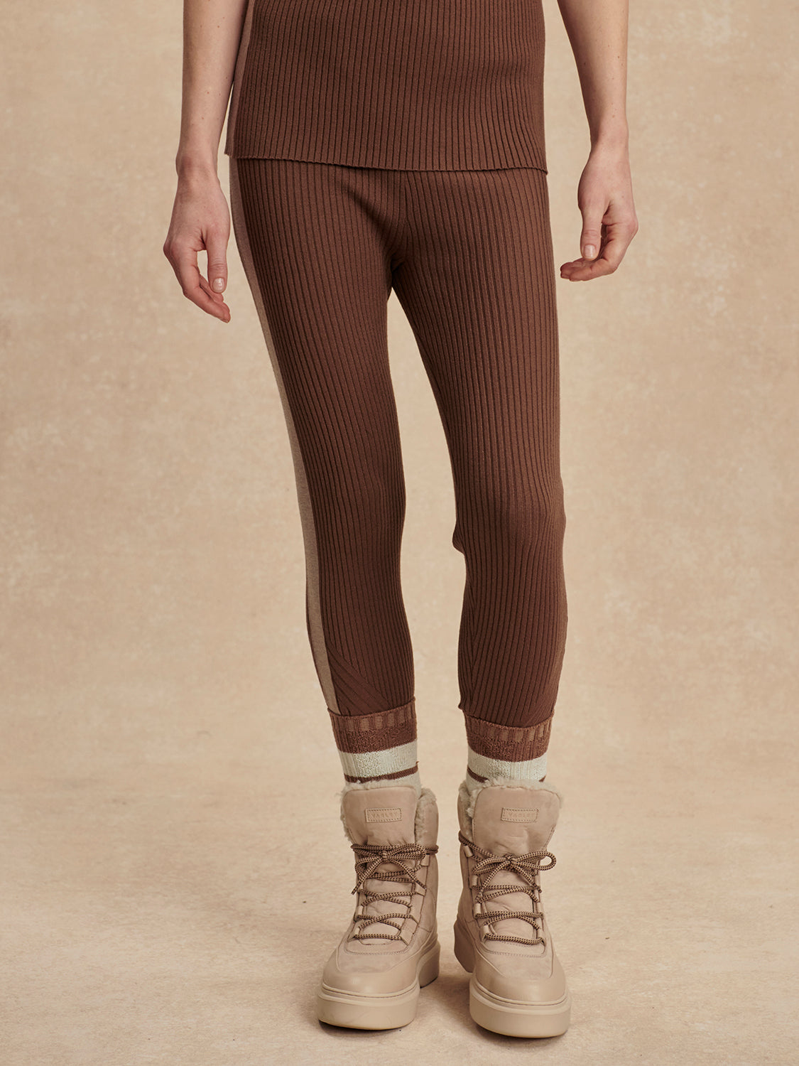 AIDEN KNIT LEGGING IN COCOA DUST