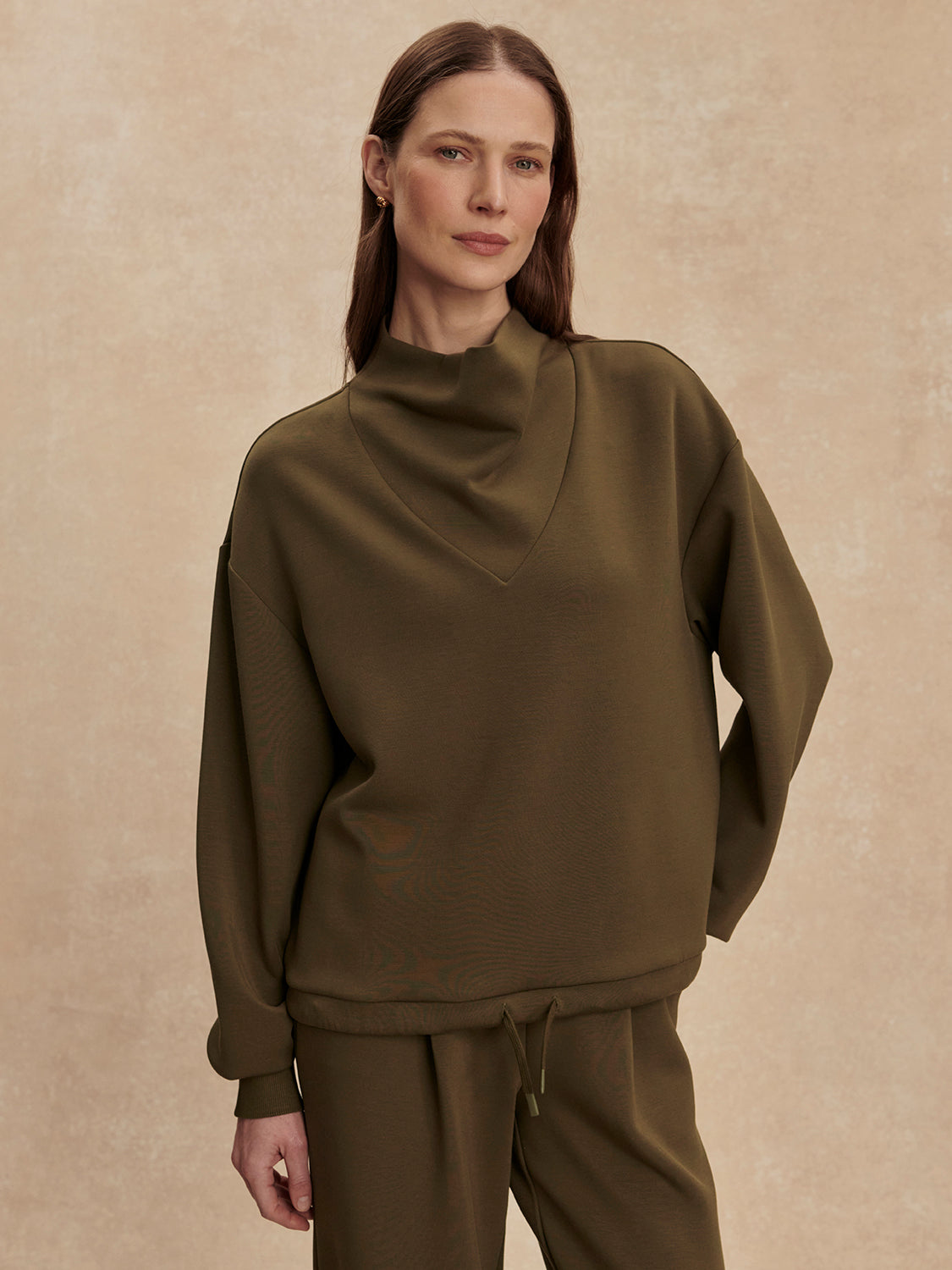BETSY SWEAT - MILITARY OLIVE