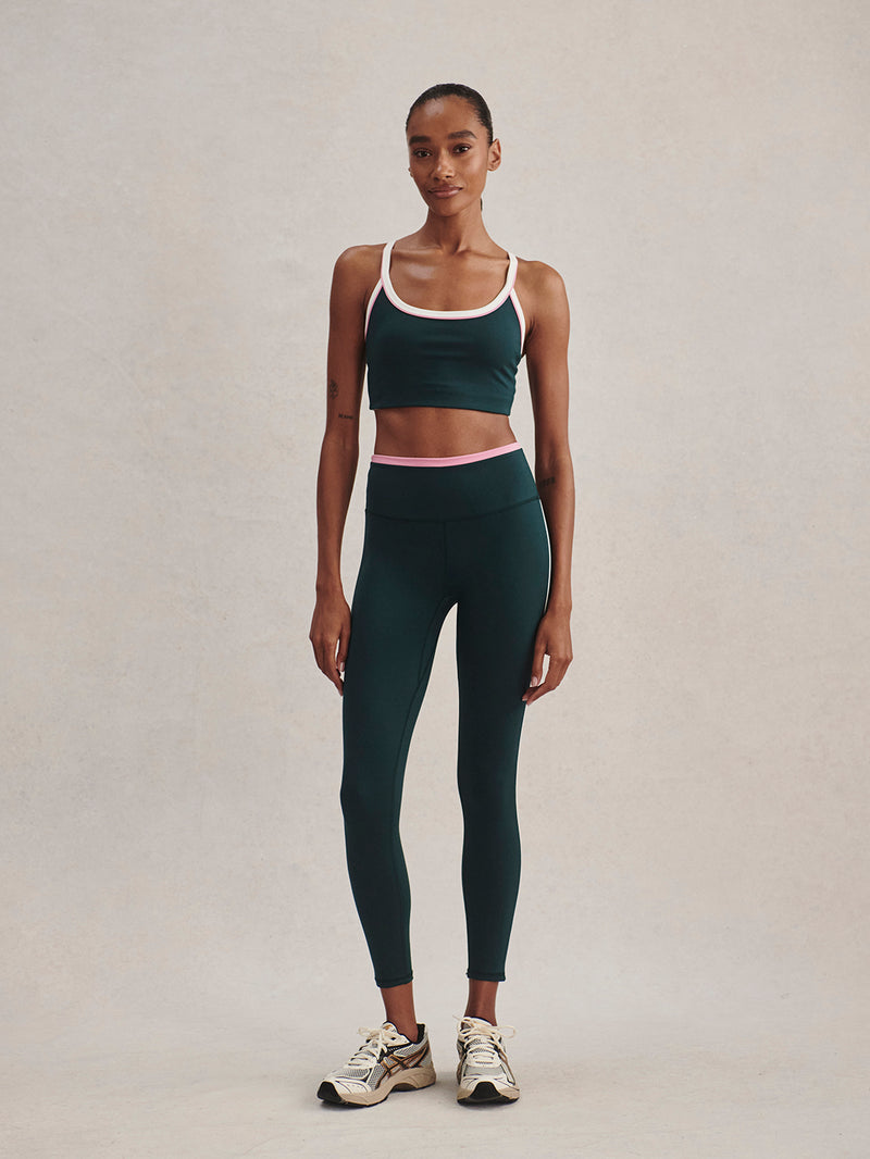 ACTIVEWEAR